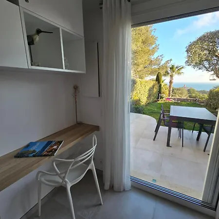Perle D'or Vue Saint-Raphael (Var)